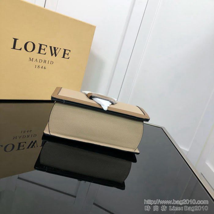 LOEWE羅意威 Barcelona 荔枝紋三角包 小牛皮肩背斜挎包 雜誌爆款 0158荔枝紋  jdl1217